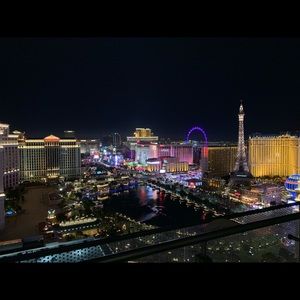 Meet your Posher, Joy